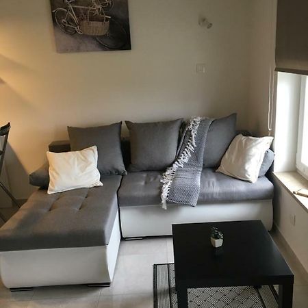 Apartman Govic อูมัค ภายนอก รูปภาพ
