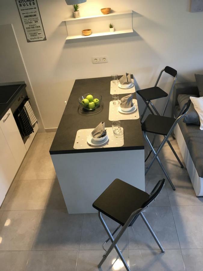 Apartman Govic อูมัค ภายนอก รูปภาพ