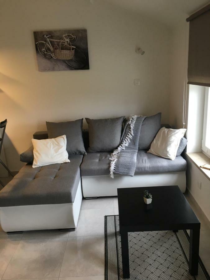 Apartman Govic อูมัค ภายนอก รูปภาพ