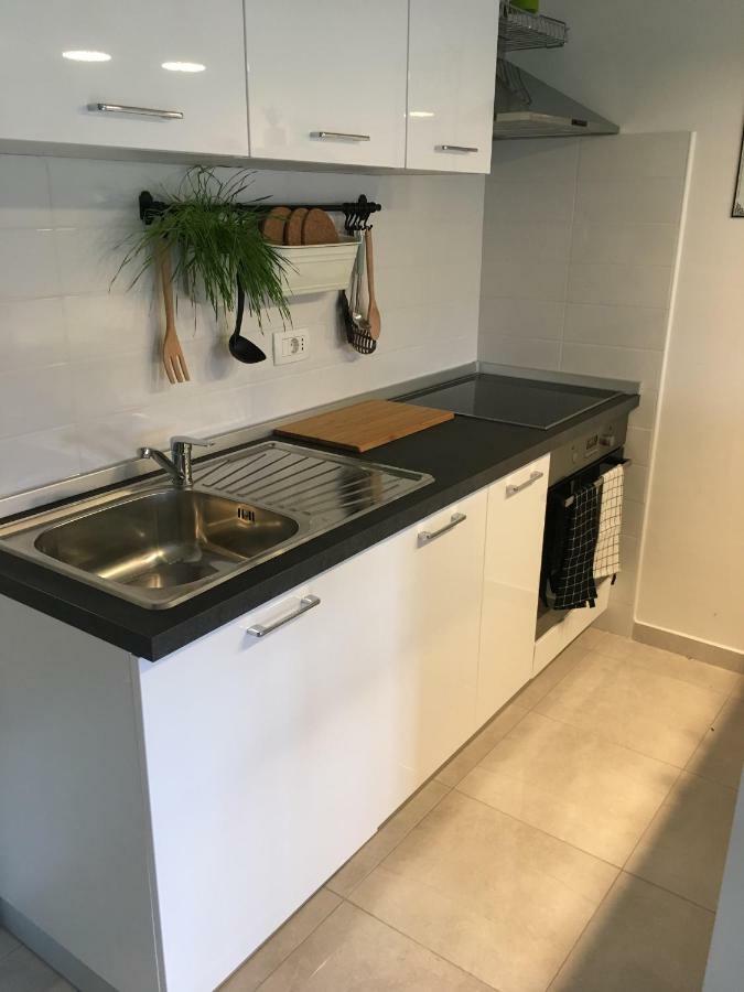 Apartman Govic อูมัค ภายนอก รูปภาพ