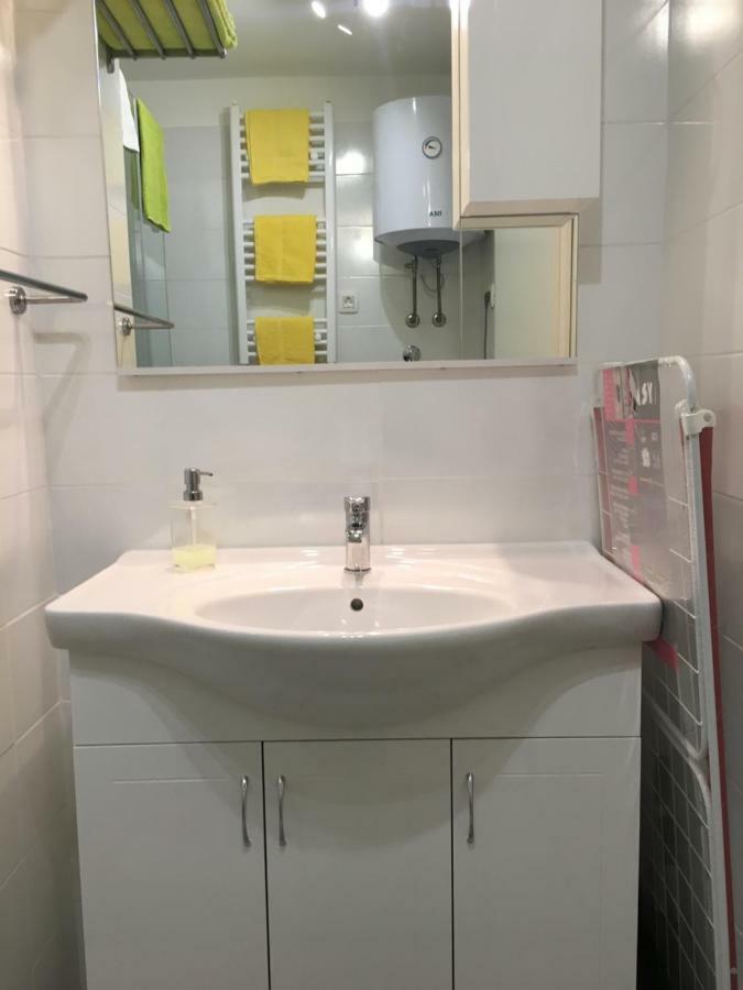 Apartman Govic อูมัค ภายนอก รูปภาพ