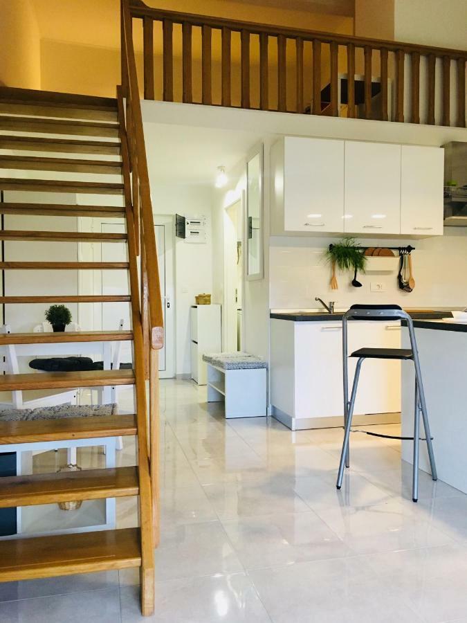 Apartman Govic อูมัค ภายนอก รูปภาพ