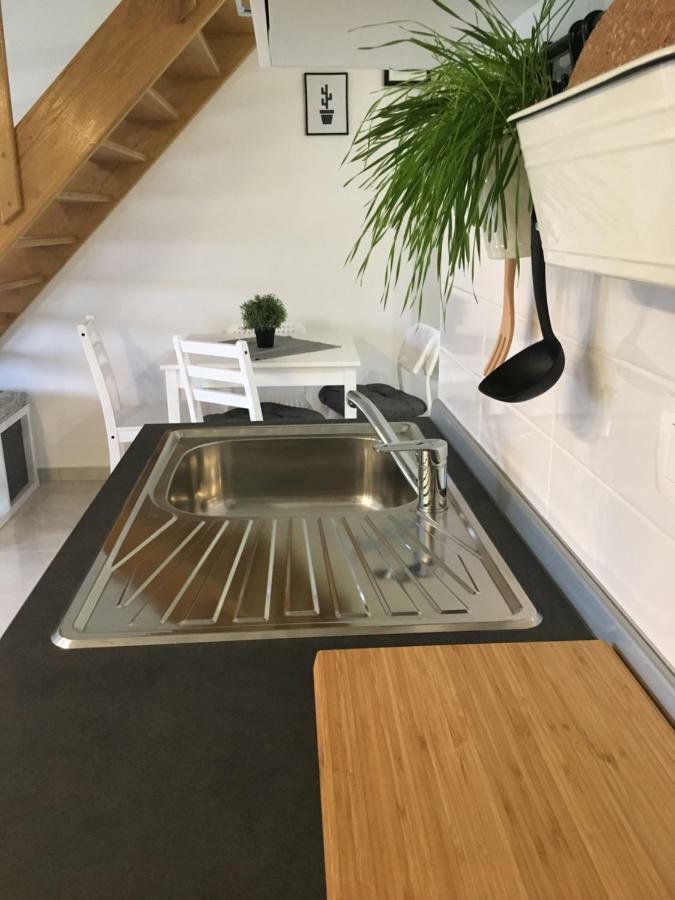 Apartman Govic อูมัค ภายนอก รูปภาพ