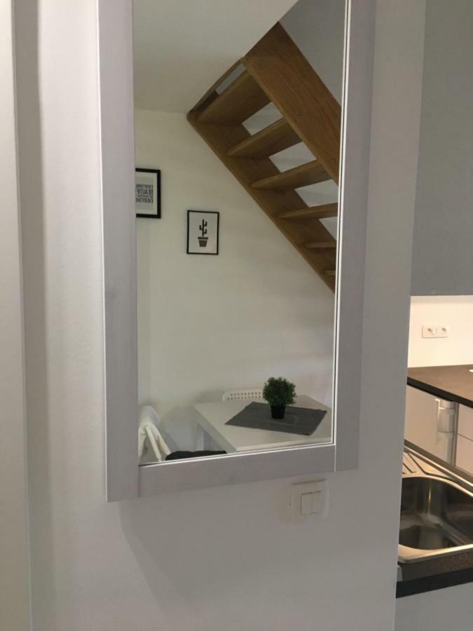 Apartman Govic อูมัค ภายนอก รูปภาพ