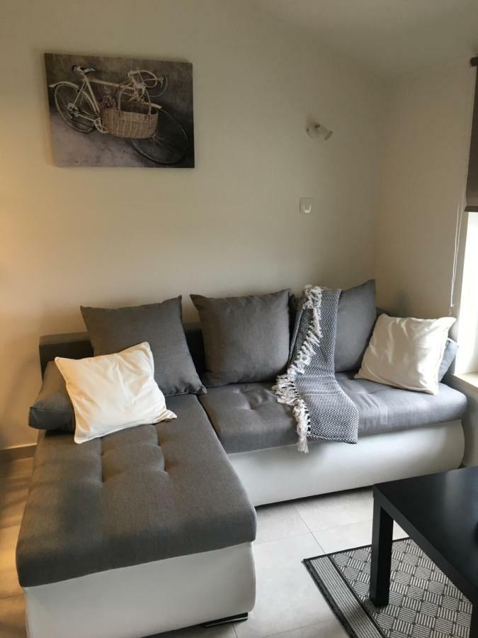 Apartman Govic อูมัค ภายนอก รูปภาพ